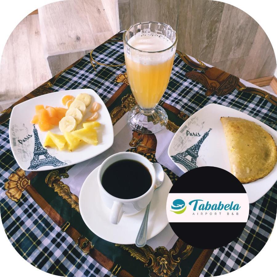 Tababela Airport B&B Luaran gambar